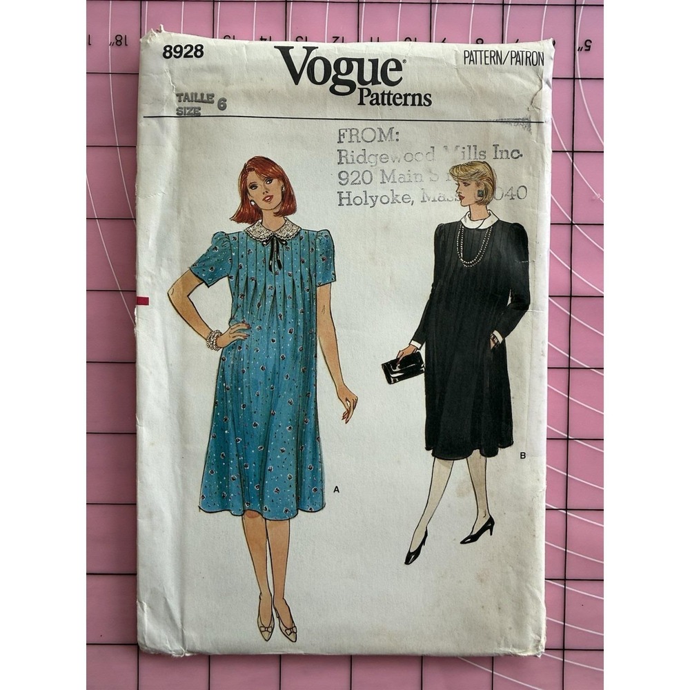 Vogue Pattern 8928 Misses' Loose-Fit, A-Line Maternity Dress Size 6 Uncut FF